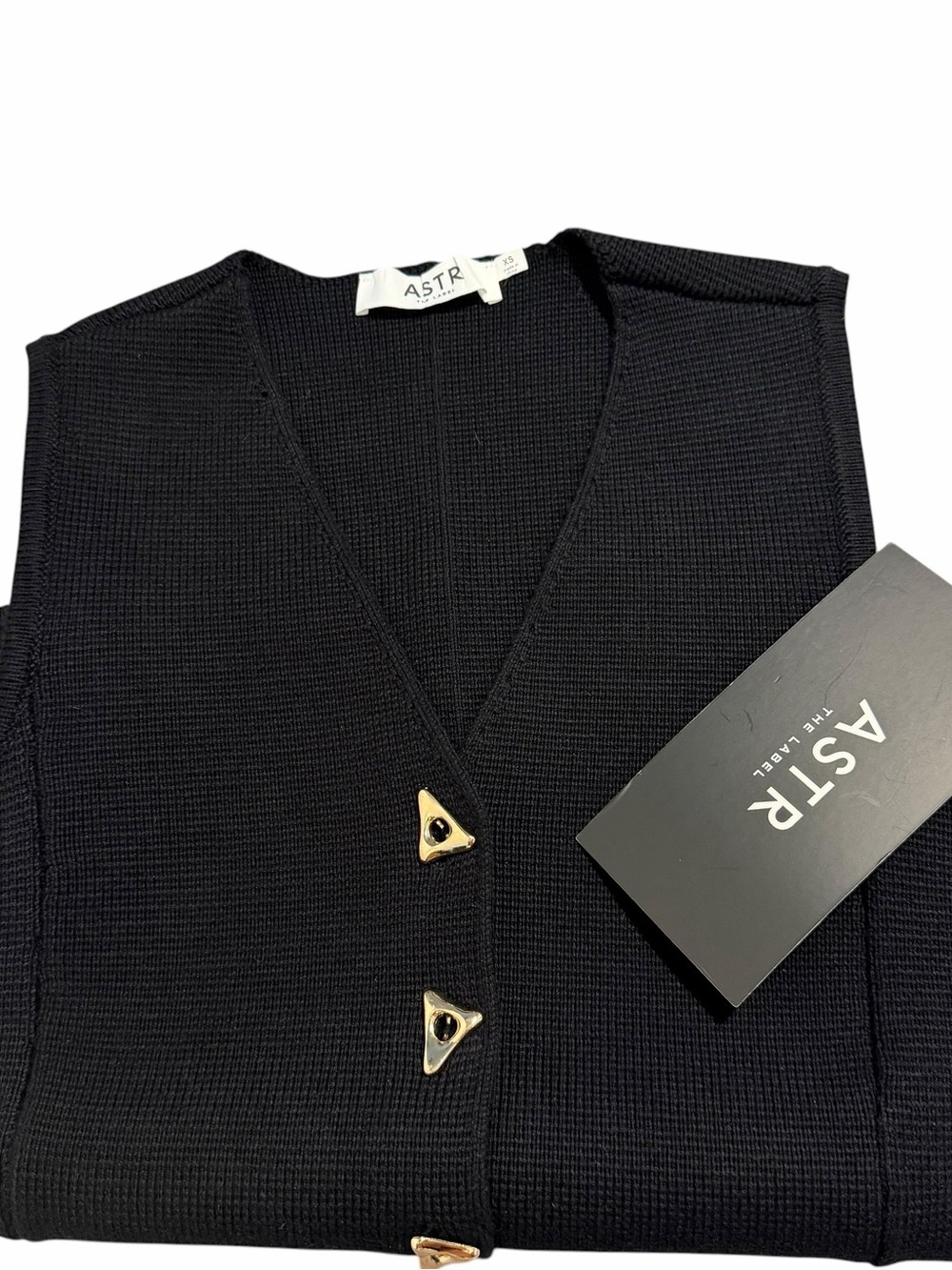 NWT Jayce Sweater Vest in Black
ASTR the Label - Picture 3 of 6